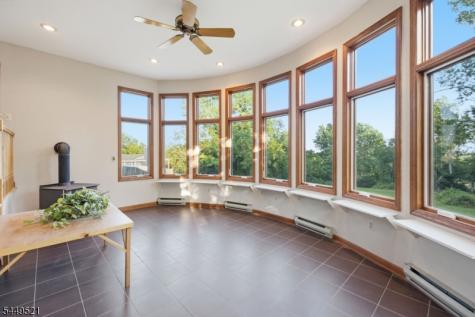 17 Dogwood Drive Delaware NJ 08822