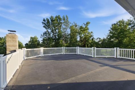 17 Dogwood Drive Delaware NJ 08822