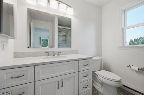17 Dogwood Drive Delaware NJ 08822