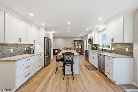 17 Dogwood Drive Delaware NJ 08822