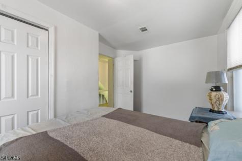 71 Franklin Terrace Irvington NJ 07111