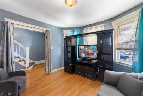 71 Franklin Terrace Irvington NJ 07111