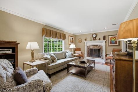 16 Brookside Road Roxbury NJ 07876