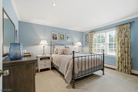 16 Brookside Road Roxbury NJ 07876