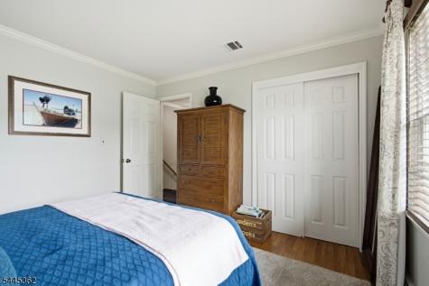 16 Brookside Road Roxbury NJ 07876