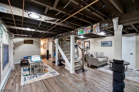 16 Brookside Road Roxbury NJ 07876