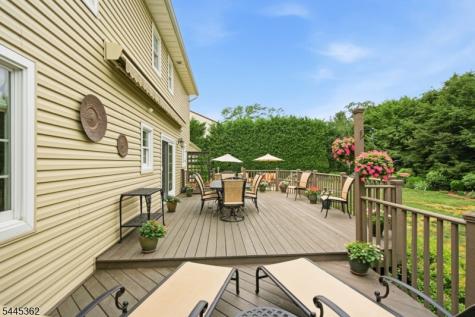 16 Brookside Road Roxbury NJ 07876
