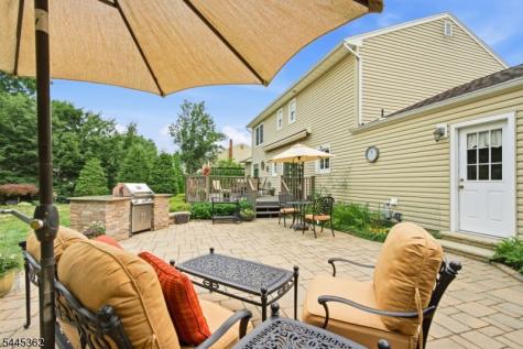16 Brookside Road Roxbury NJ 07876