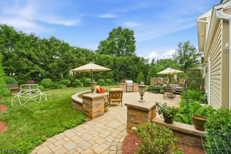 16 Brookside Road Roxbury NJ 07876