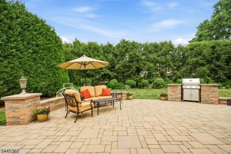 16 Brookside Road Roxbury NJ 07876