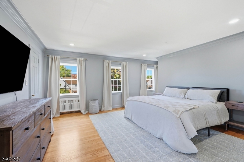 2766 Larchmont Road Union NJ 07083