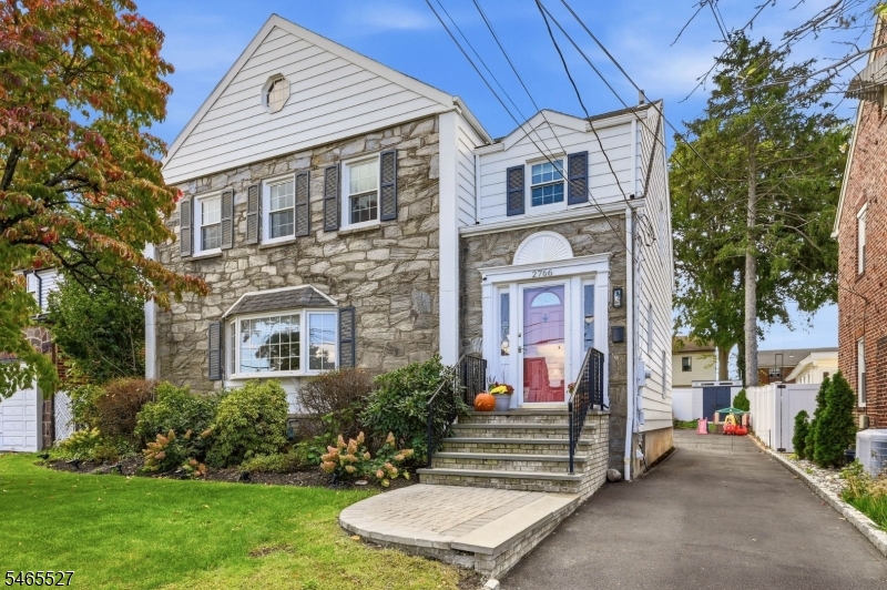 2766 Larchmont Road Union NJ 07083
