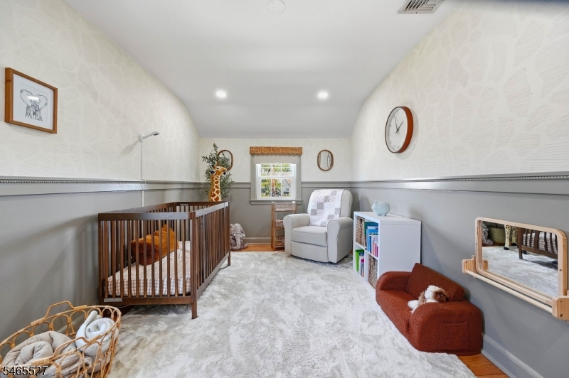 2766 Larchmont Road Union NJ 07083