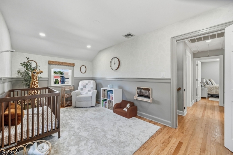2766 Larchmont Road Union NJ 07083