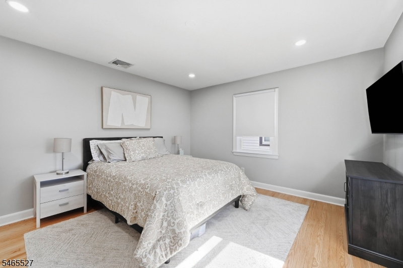 2766 Larchmont Road Union NJ 07083