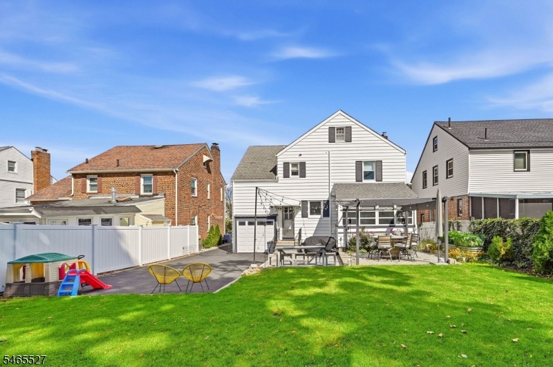 2766 Larchmont Road Union NJ 07083