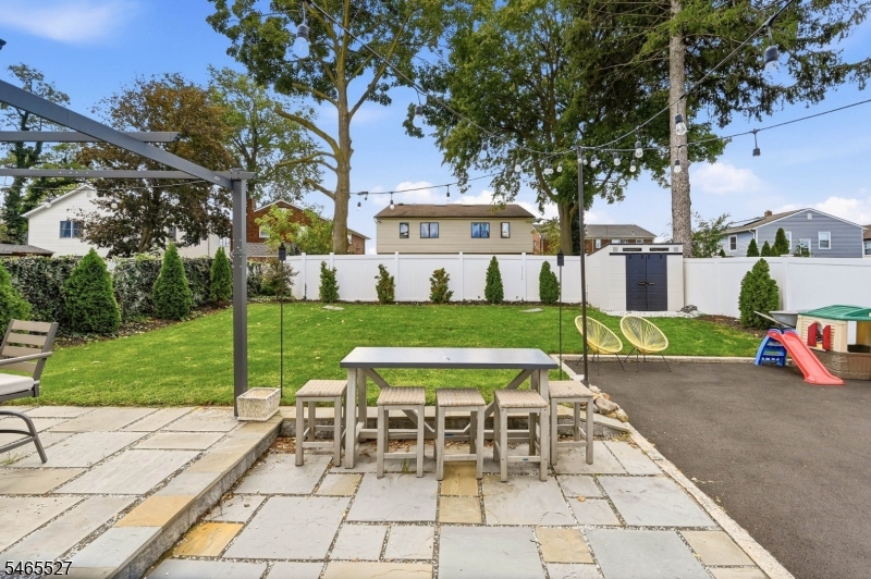 2766 Larchmont Road Union NJ 07083