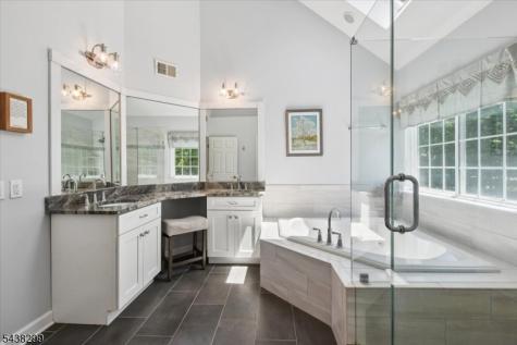 7 Donna Lane Mount Olive NJ 07836