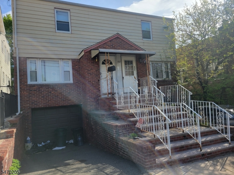 207 Williamson Avenue Hillside NJ 07205