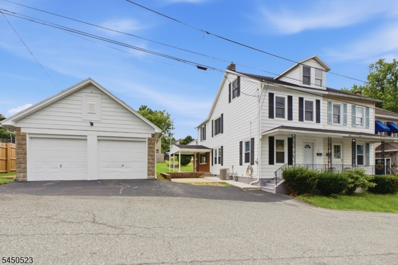 34 N Prospect Street Lopatcong NJ 08865