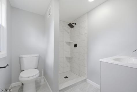 34 N Prospect Street Lopatcong NJ 08865