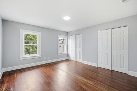 34 N Prospect Street Lopatcong NJ 08865