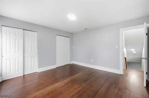 34 N Prospect Street Lopatcong NJ 08865