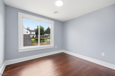 34 N Prospect Street Lopatcong NJ 08865