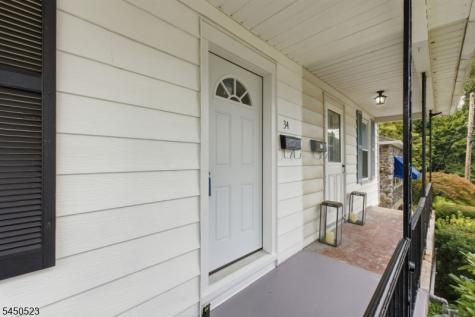 34 N Prospect Street Lopatcong NJ 08865