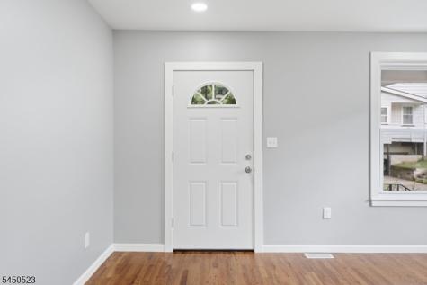 34 N Prospect Street Lopatcong NJ 08865