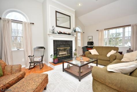 11 Devonald Drive Bethlehem NJ 08802