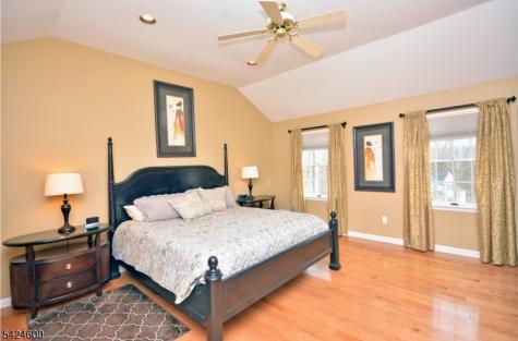 11 Devonald Drive Bethlehem NJ 08802