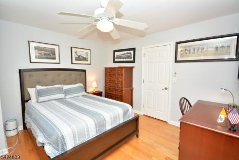 11 Devonald Drive Bethlehem NJ 08802
