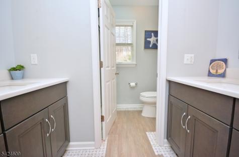11 Devonald Drive Bethlehem NJ 08802