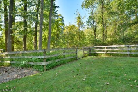 11 Devonald Drive Bethlehem NJ 08802