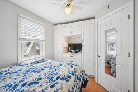 23 Smith Avenue Wanaque NJ 07420