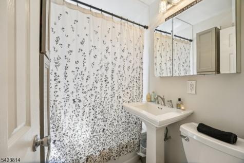 23 Smith Avenue Wanaque NJ 07420
