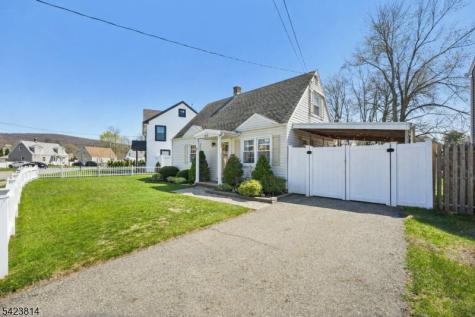 23 Smith Avenue Wanaque NJ 07420