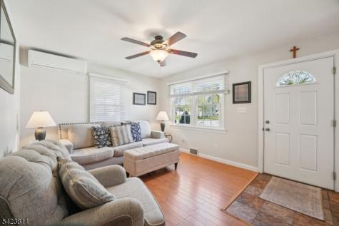 23 Smith Avenue Wanaque NJ 07420