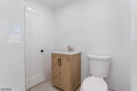 325 Hollywood Avenue Hillside NJ 07205