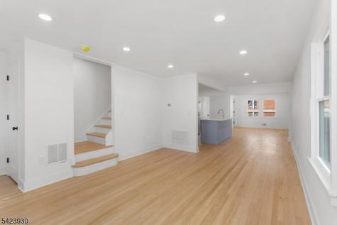 325 Hollywood Avenue Hillside NJ 07205