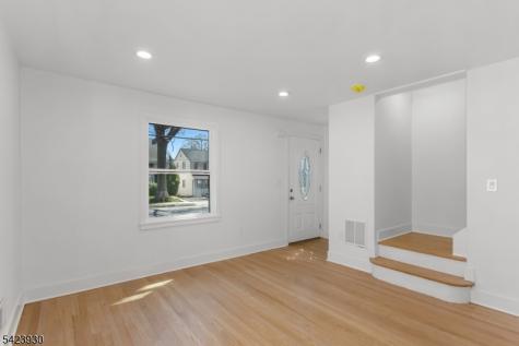 325 Hollywood Avenue Hillside NJ 07205