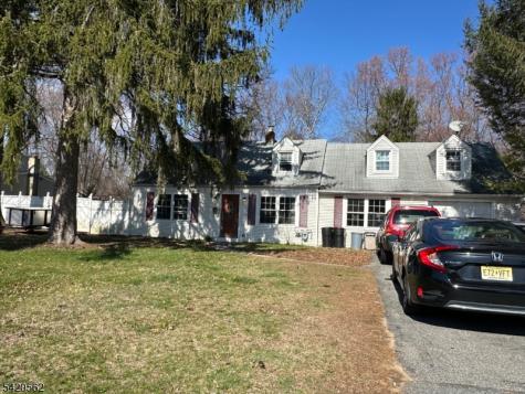 5 Brookside Avenue Pequannock NJ 07444