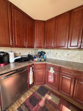 5 Brookside Avenue Pequannock NJ 07444