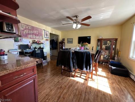 5 Brookside Avenue Pequannock NJ 07444