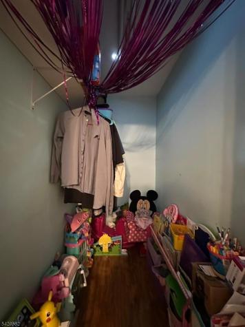 5 Brookside Avenue Pequannock NJ 07444