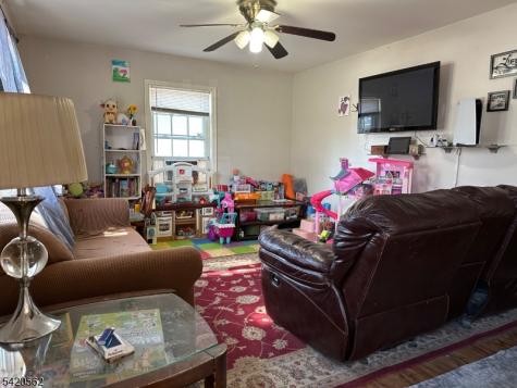 5 Brookside Avenue Pequannock NJ 07444
