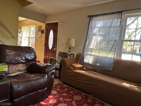 5 Brookside Avenue Pequannock NJ 07444