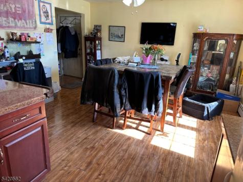 5 Brookside Avenue Pequannock NJ 07444