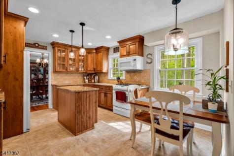 78 Ambar Place Bernardsville NJ 07924